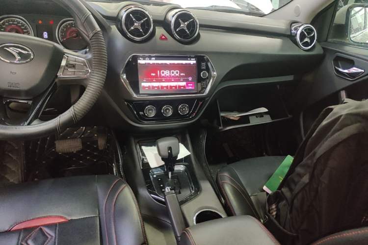 Used Soueast DX3 2018 1.5T CVT Luxury Model Audio And AC Panel