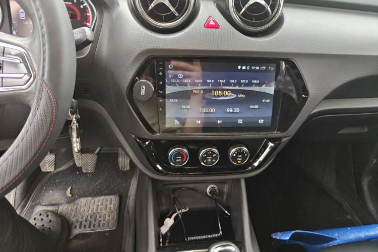 Used Soueast DX3 2018 1.5L Manual Luxury Model Audio And AC Panel