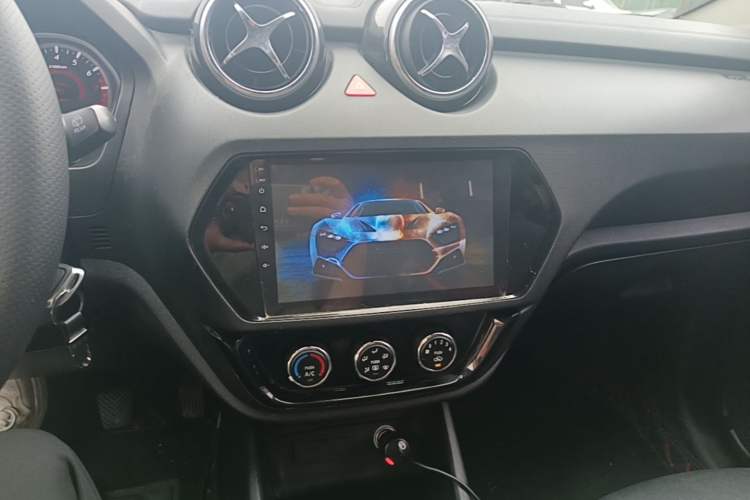 Used Soueast DX3 2018 1.5L Manual Luxury Model Audio And AC Panel