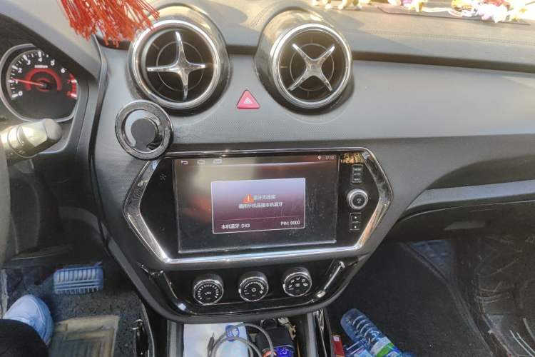Used Soueast DX3 2018 1.5T CVT Flagship Edition Audio And AC Panel