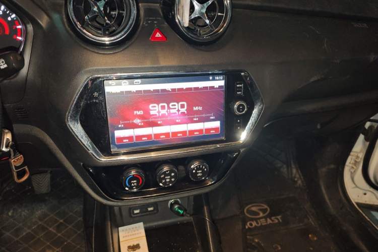 Used Soueast DX3 2018 1.5L Manual Luxury Model Audio And AC Panel