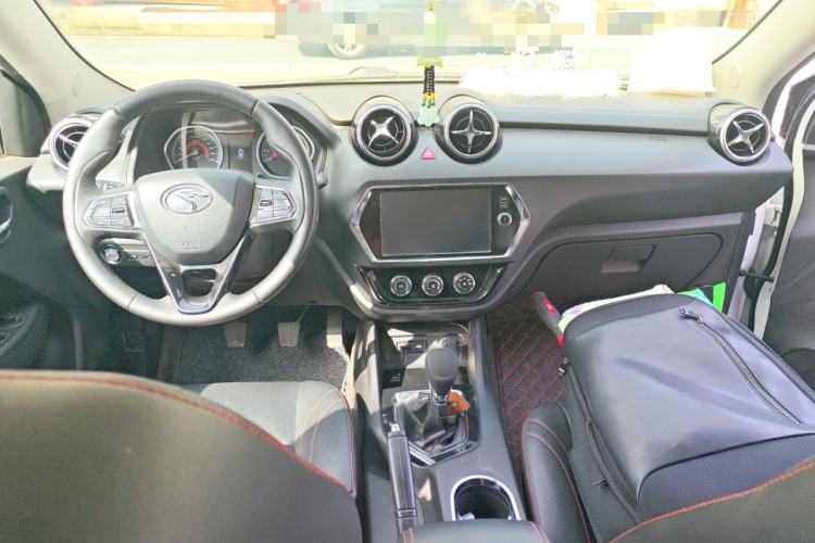 Used Soueast DX3 2018 1.5L Manual Flagship Edition Center Console