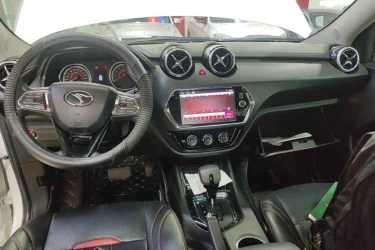 Used Soueast DX3 2018 1.5T CVT Luxury Model Center Console