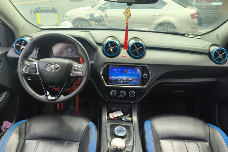 Used Soueast DX3 2018 EV400 Flagship Edition Center Console