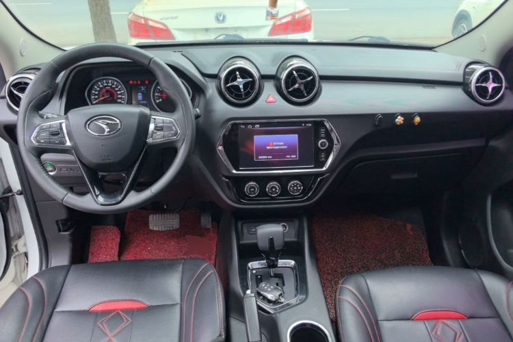 Used Soueast DX3 2018 1.5T CVT Luxury Model Center Console