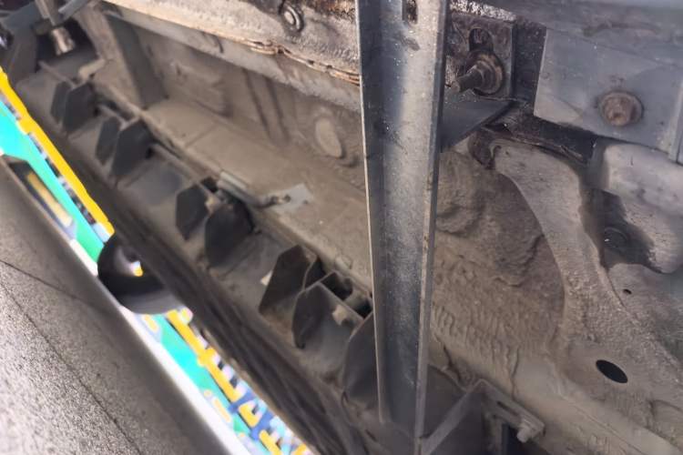 Used Soueast DX3 2018 EV Flagship Model Chassis Front Right