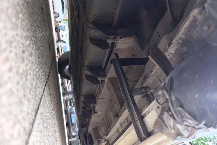 Used Soueast DX3 2018 EV Flagship Model Chassis Rear Right