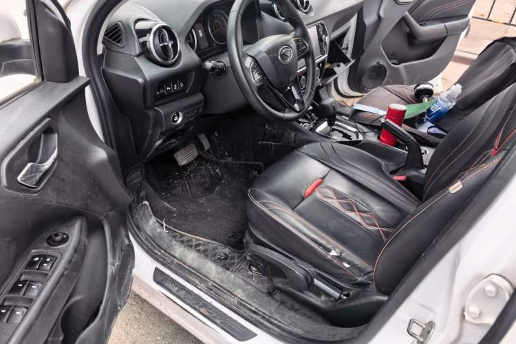 Used Soueast DX3 2018 1.5T CVT Flagship Edition Driver Seat