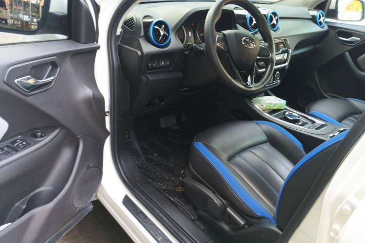 Used Soueast DX3 2018 EV400 Elite Edition Driver Seat