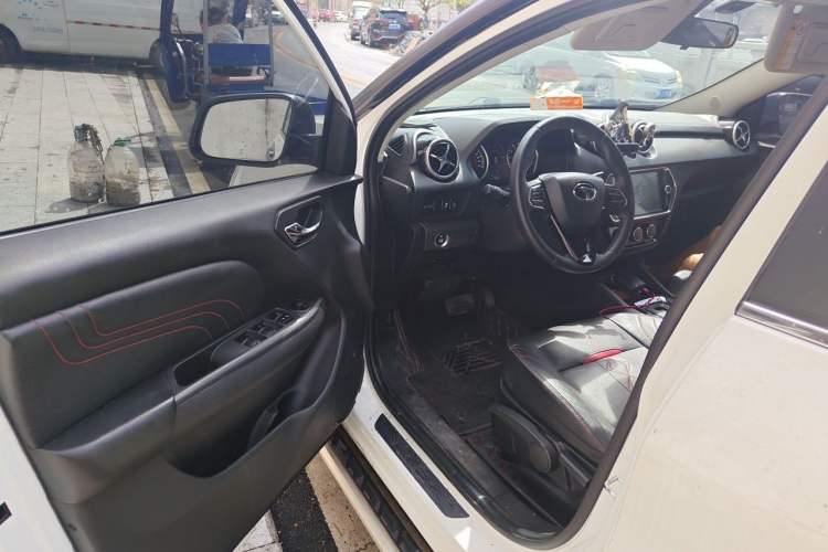 Used Soueast DX3 2018 1.5T CVT Luxury Model Driver Seat