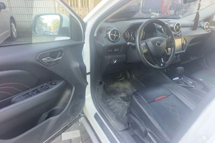Used Soueast DX3 2018 1.5T CVT Luxury Model Driver Seat