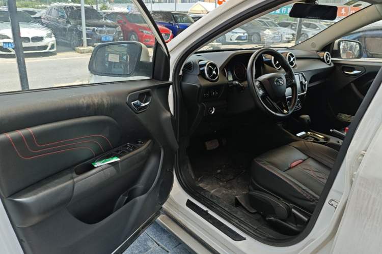 Used Soueast DX3 2018 1.5T CVT Luxury Model Driver Seat