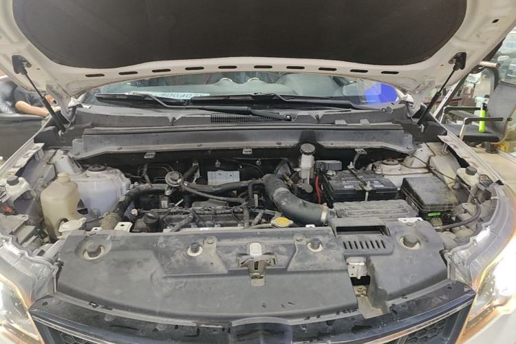 Used Soueast DX3 2018 1.5T CVT Luxury Model Engine Bay