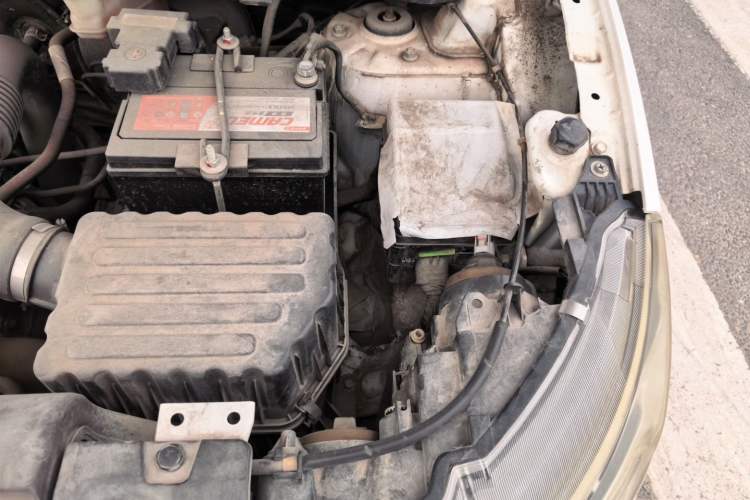 Used Soueast DX3 2018 1.5T CVT Flagship Edition Engine Bay Left