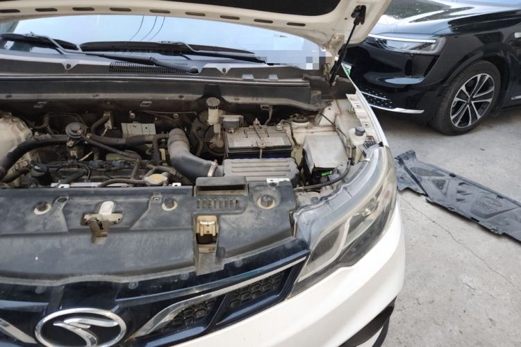 Used Soueast DX3 2018 1.5T CVT Luxury Model Engine Bay Left