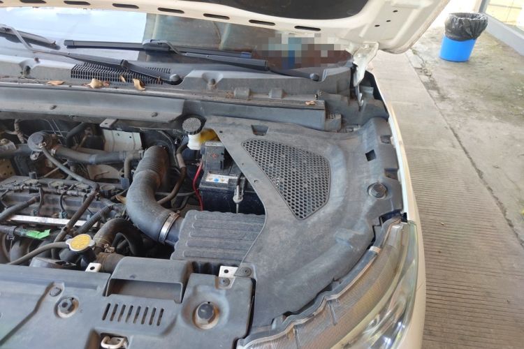 Used Soueast DX3 2018 1.5T CVT Luxury Model Engine Bay Left