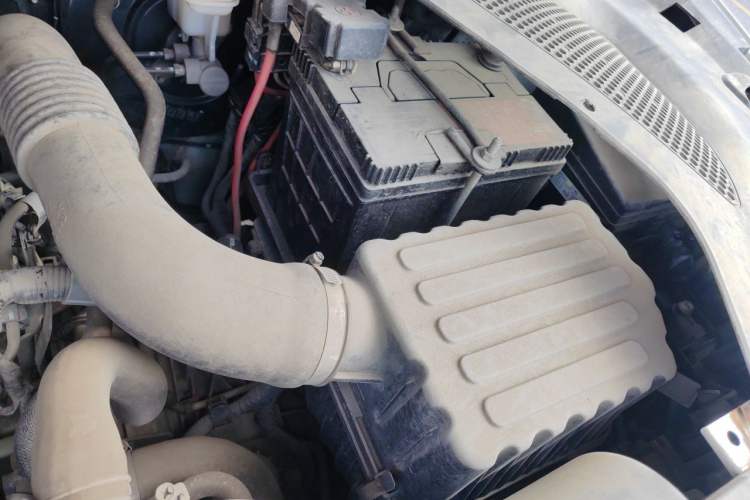 Used Soueast DX3 2018 1.5T CVT Flagship Edition Engine Bay Left