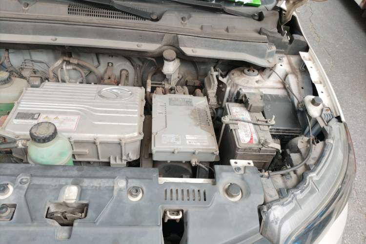 Used Soueast DX3 2018 EV400 Luxury Edition Engine Bay Left