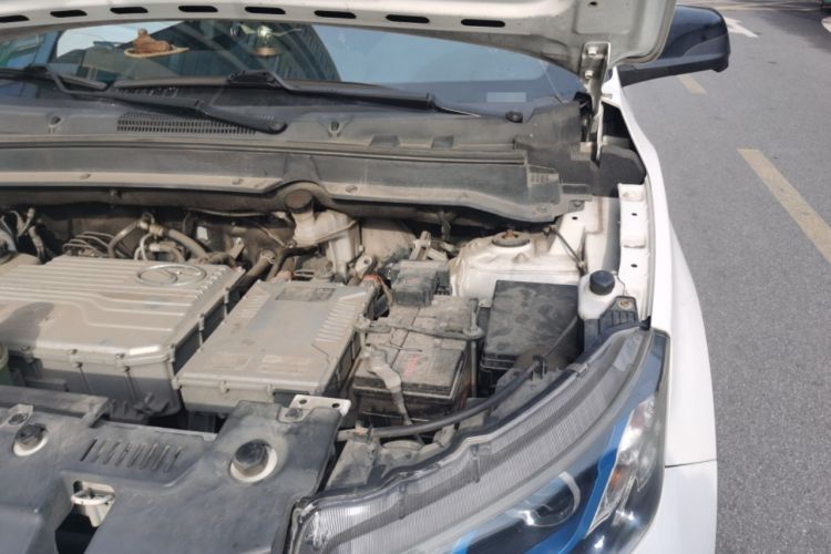 Used Soueast DX3 2018 EV400 Flagship Edition Engine Bay Left