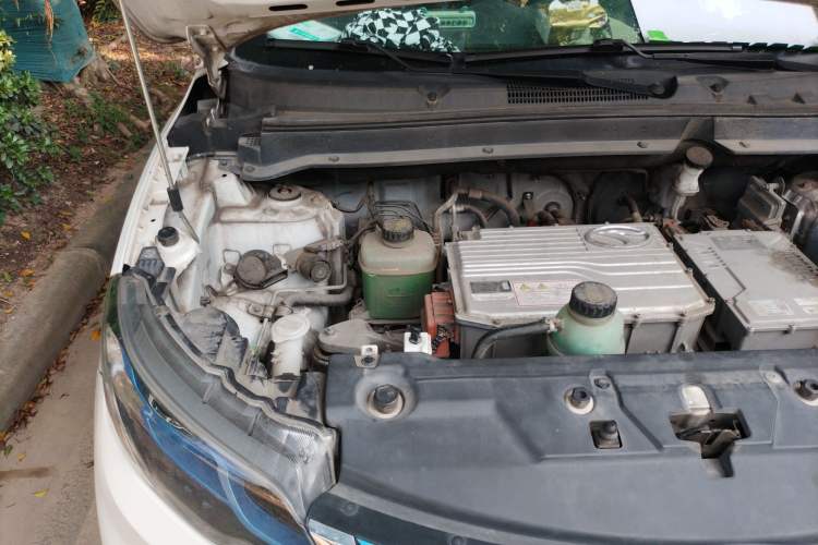 Used Soueast DX3 2018 EV400 Luxury Edition Engine Bay Right