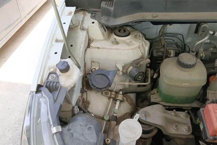 Used Soueast DX3 2018 EV400 Flagship Edition Engine Bay Right