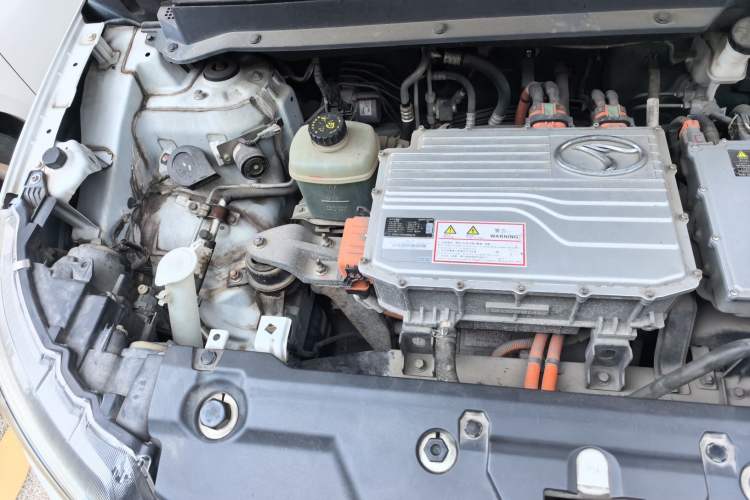 Used Soueast DX3 2018 EV Flagship Model Engine Bay Right