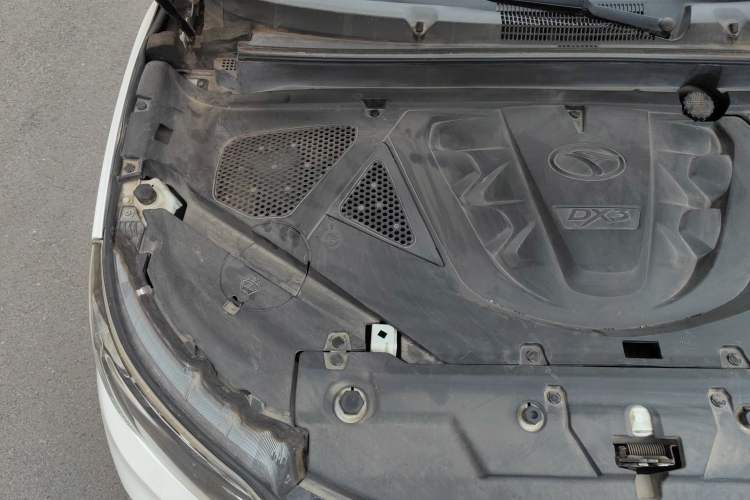 Used Soueast DX3 2018 1.5T CVT Flagship Edition Engine Bay Right