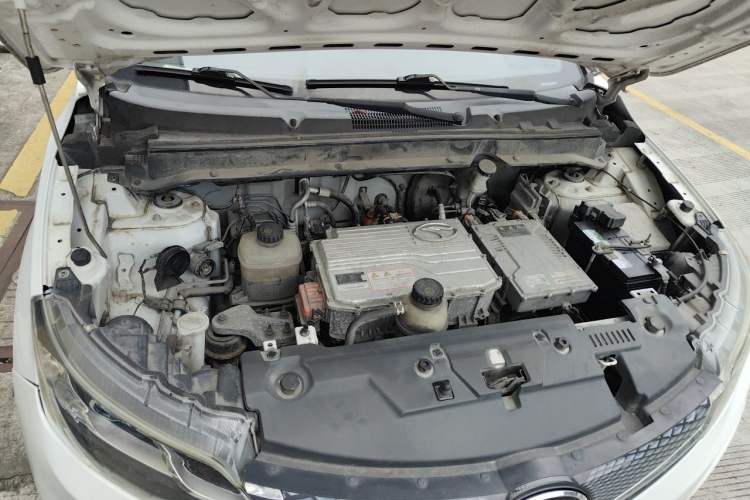 Used Soueast DX3 2018 EV400 Elite Edition Engine Bay