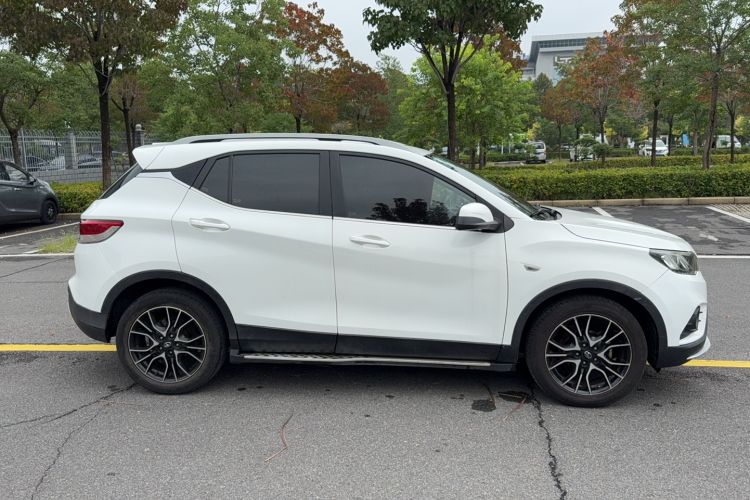Used Soueast DX3 2018 1.5T CVT Luxury Model Exterior 2