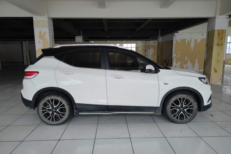 Used Soueast DX3 2018 1.5T Outdoor Edition CVT Prestige Model Exterior 2