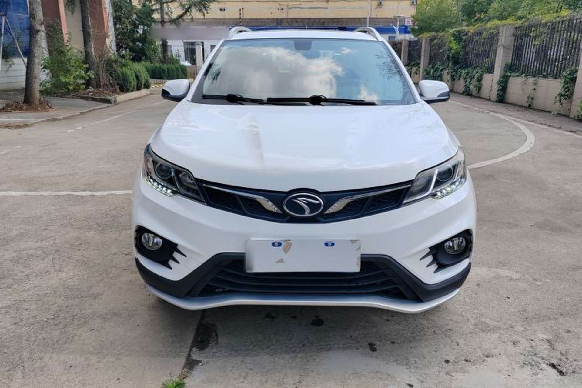Used Soueast DX3 2018 1.5L Manual Luxury Model Exterior 3