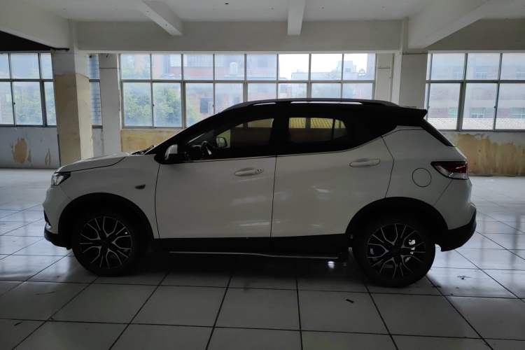 Used Soueast DX3 2018 1.5T Outdoor Edition CVT Prestige Model Exterior 5