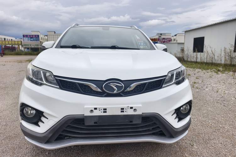 Used Soueast DX3 2018 1.5L Manual Luxury Model Front
