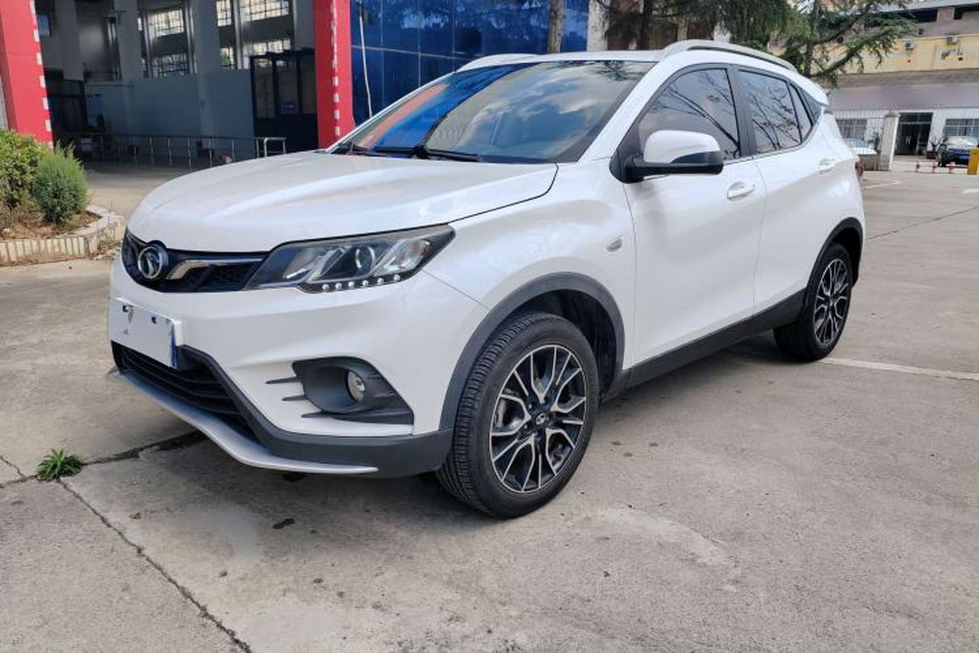 Used Soueast DX3 2018 1.5L Manual Luxury Model Front Left 45 Deg
