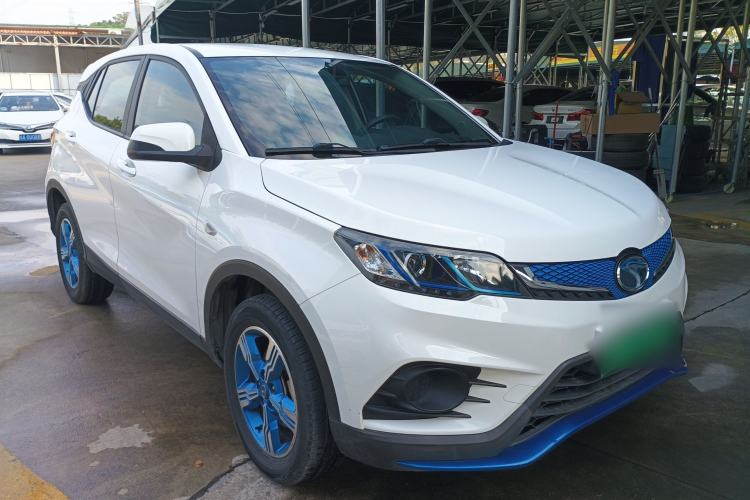 Used Soueast DX3 2018 EV400 Elite Edition Front Right 45 Deg