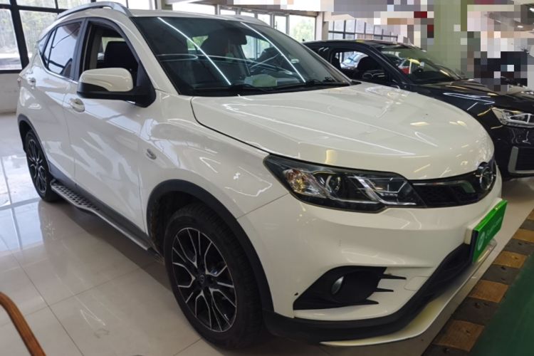 Used Soueast DX3 2018 1.5T CVT Luxury Model Front Right 45 Deg
