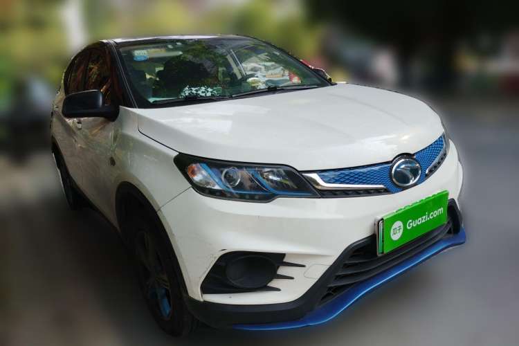 Used Soueast DX3 2018 EV400 Luxury Edition Front Right 45 Deg