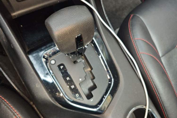 Used Soueast DX3 2018 1.5T CVT Luxury Model Gear Lever