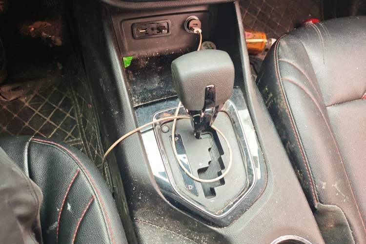 Used Soueast DX3 2018 1.5T CVT Luxury Model Gear Lever