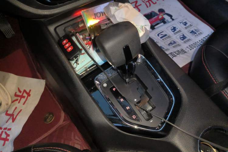 Used Soueast DX3 2018 1.5T SRG CVT Flagship Model Gear Lever