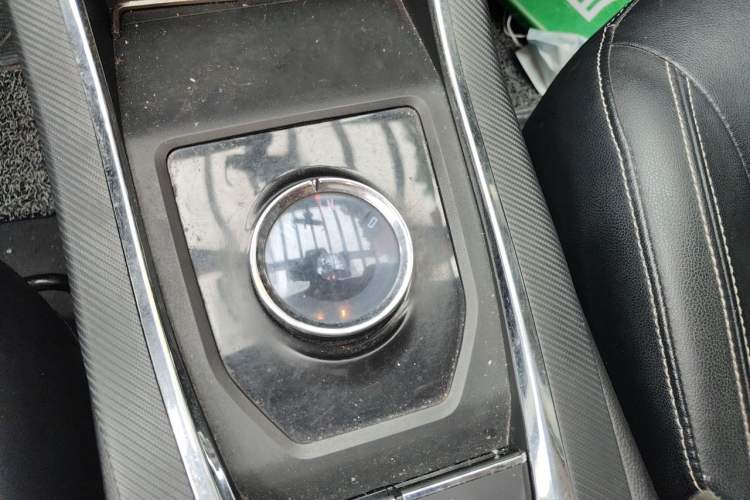 Used Soueast DX3 2018 EV400 Elite Edition Gear Lever