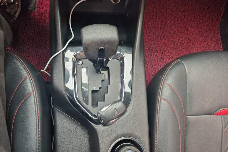Used Soueast DX3 2018 1.5T CVT Luxury Model Gear Lever