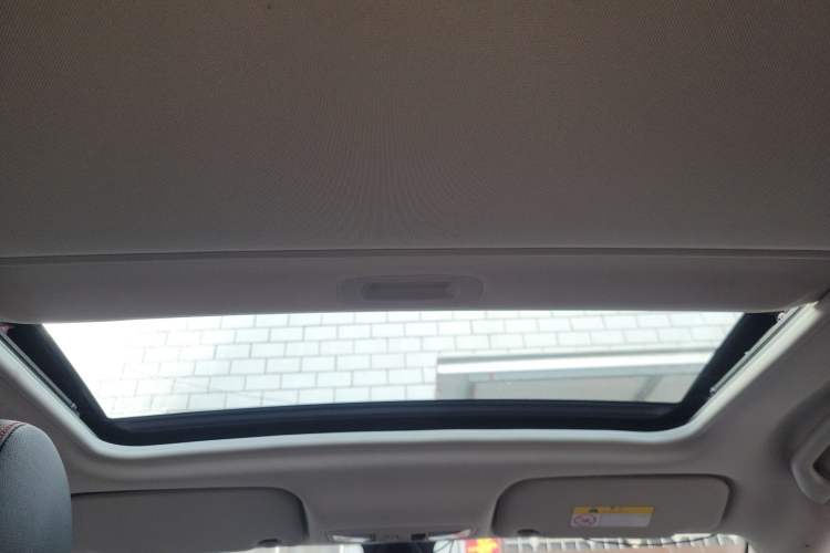 Used Soueast DX3 2018 1.5L Manual Luxury Model Headliner