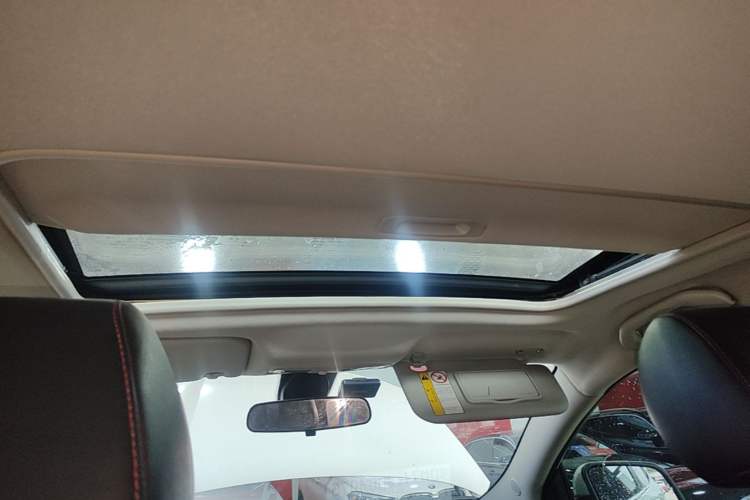 Used Soueast DX3 2018 1.5T CVT Luxury Model Headliner