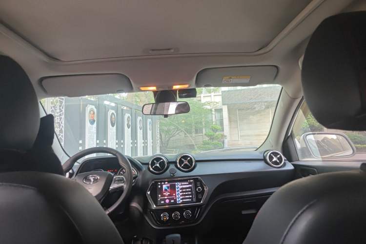 Used Soueast DX3 2018 1.5T CVT Luxury Model Headliner