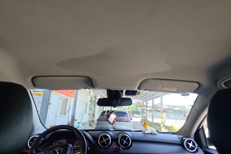 Used Soueast DX3 2018 1.5T CVT Luxury Model Headliner