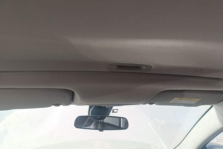 Used Soueast DX3 2018 1.5L Manual Luxury Model Headliner