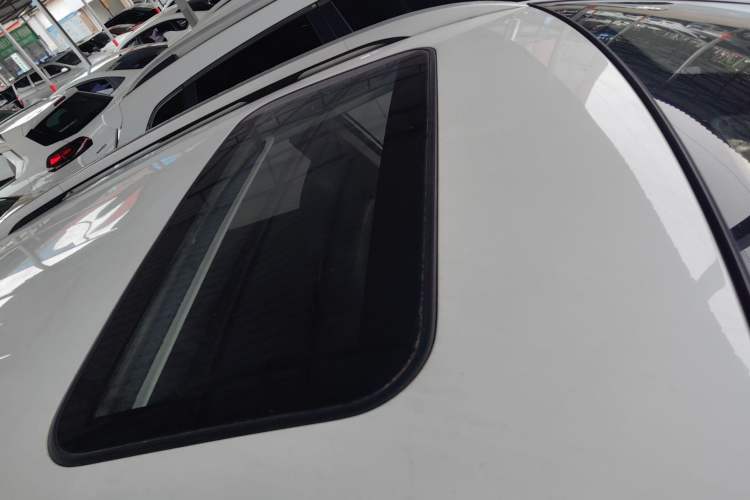 Used Soueast DX3 2018 1.5L Manual Luxury Model Headliner