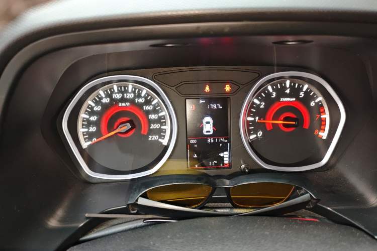 Used Soueast DX3 2018 1.5L Manual Luxury Model Instrument Cluster