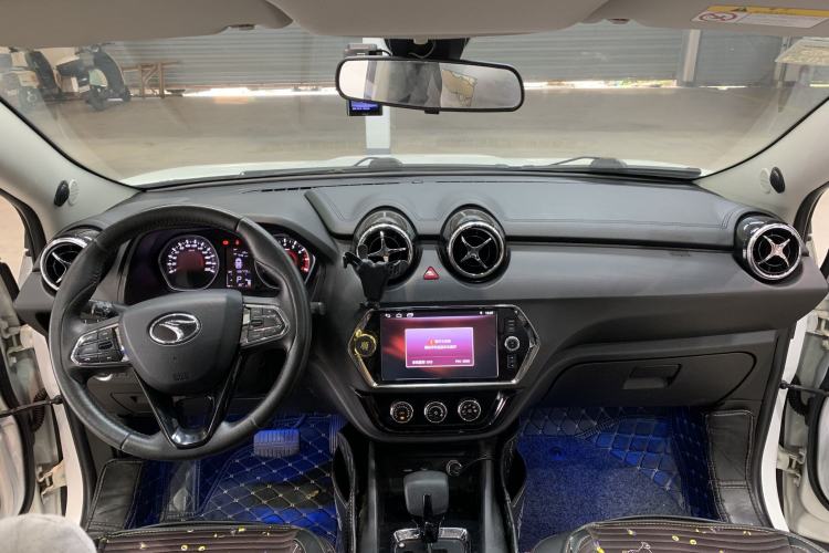 Used Soueast DX3 2018 1.5T CVT Luxury Model Interior 1